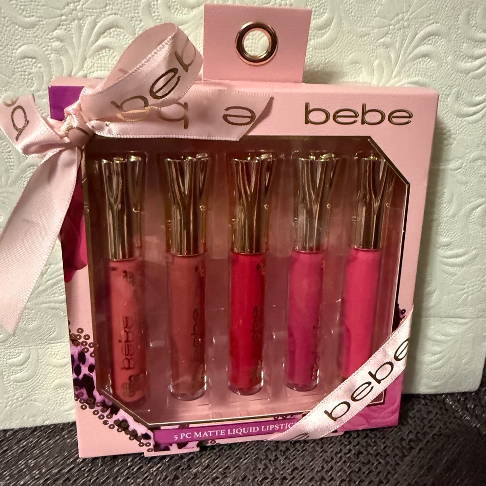 Bebe 5-Piece Lipstick Collection - Pink and Red Hues🩷❤️⭐️